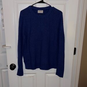 Old Navy Women’s Blue Sweater